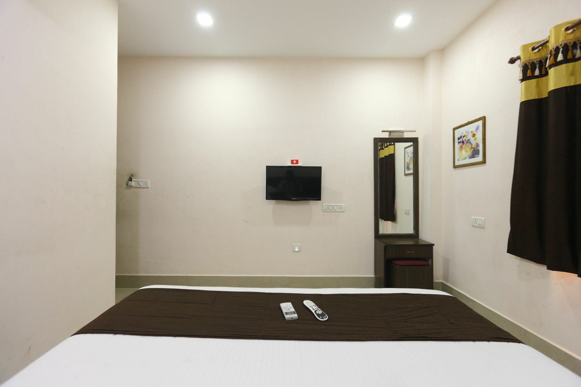 Hotel O Raaj Residency Chennai Exterior foto